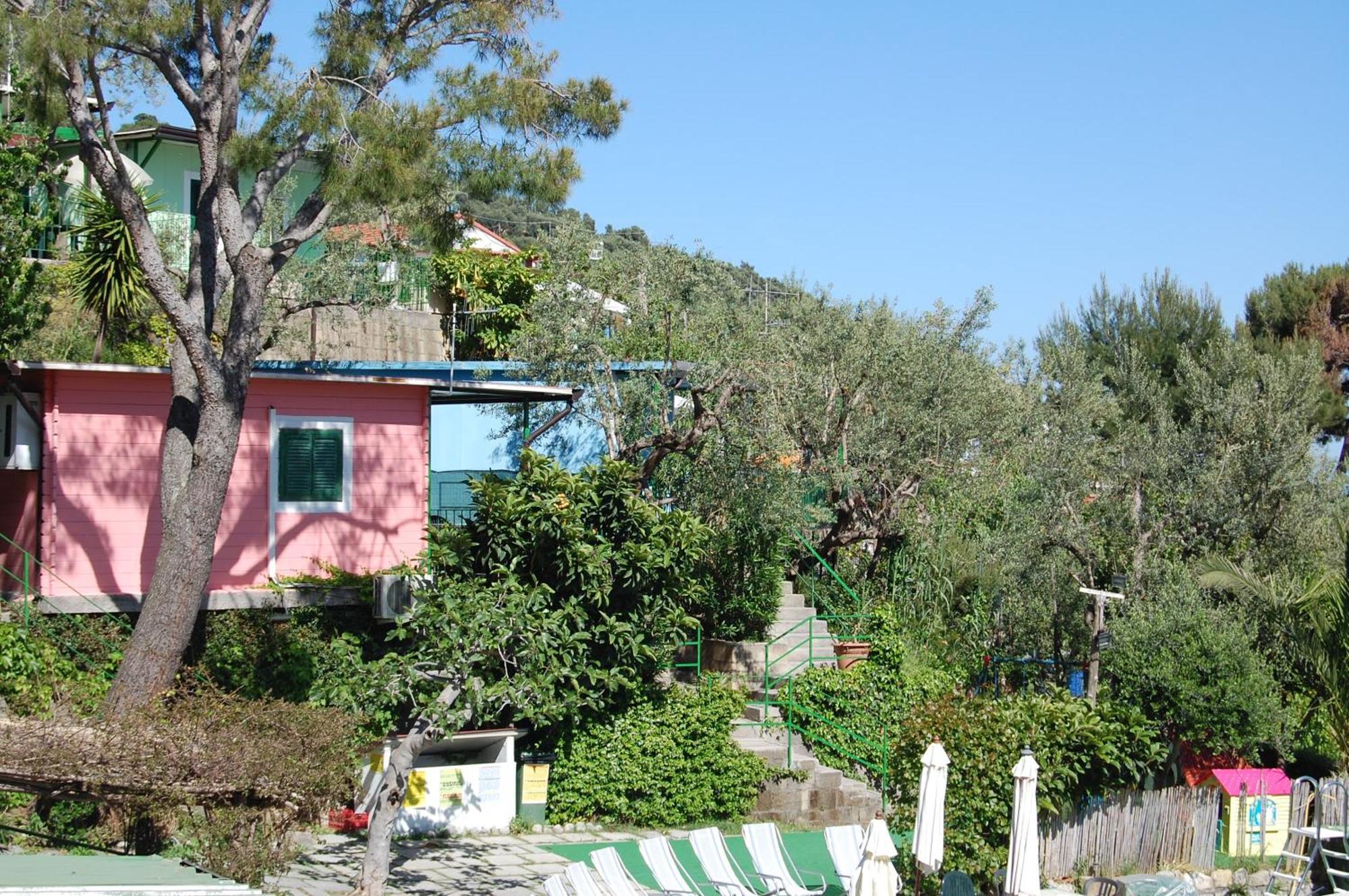 Camping Villaggio Nettuno Nerano Exterior foto